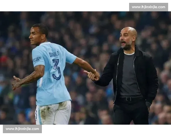 瓦伦西亚正式向莫斯克拉提交续约报价,力保后防核心留队 瓦伦西亚正式向莫斯克拉提交续约报价,力保后防核心留队